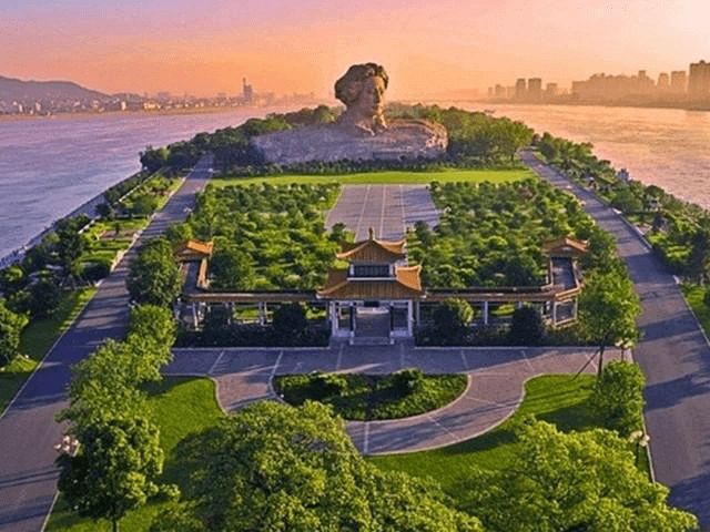 韶山长沙丨不忘初心学习伟人风范,牢记使命传承革命! 华南师训